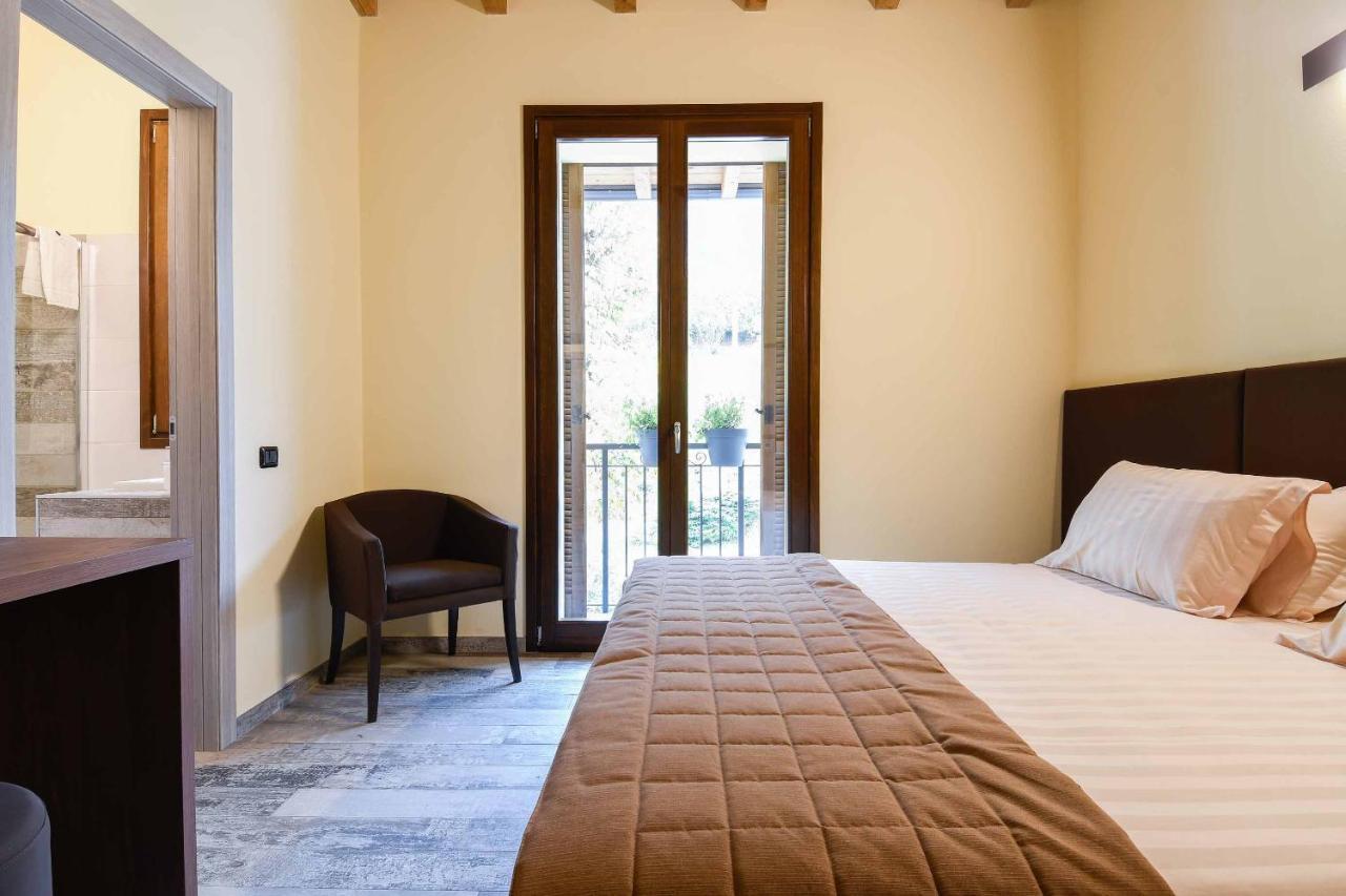 Agriturismo Ippolita Lucchetti Cene Eksteriør bilde