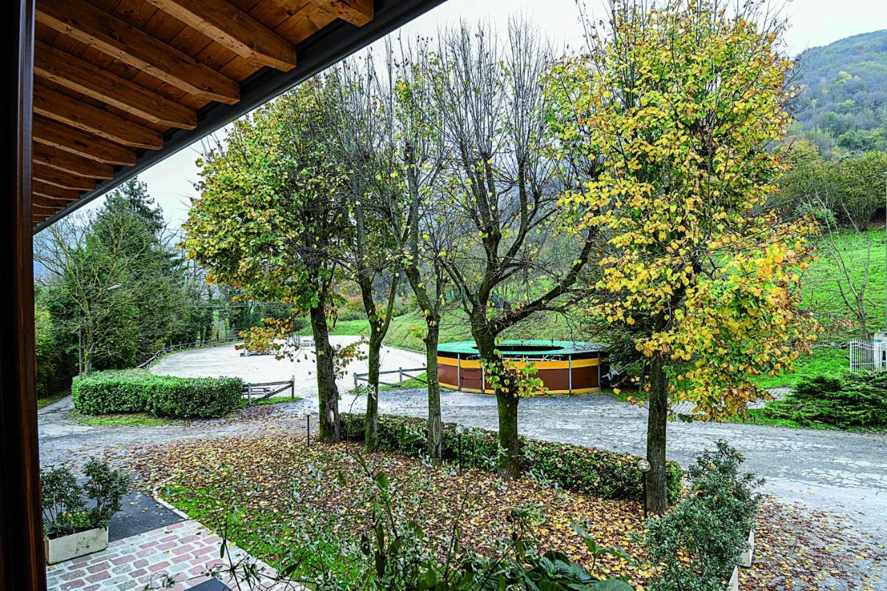Agriturismo Ippolita Lucchetti Cene Eksteriør bilde